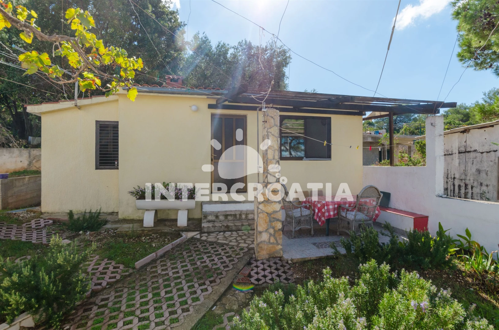 Domek Ostrov Šolta - Rogač OS 9349 N1