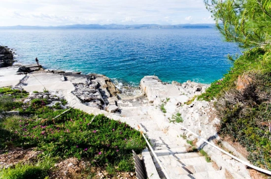 Domek Ostrov Šolta - Rogač OS 9349 N1