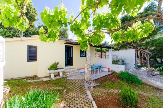 Domek Ostrov Šolta - Rogač OS 9349 N1