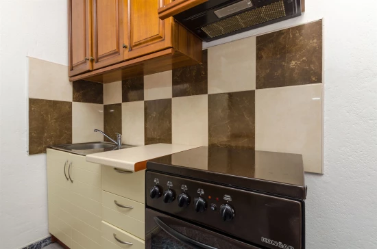 Domek Ostrov Šolta - Rogač OS 9349 N1