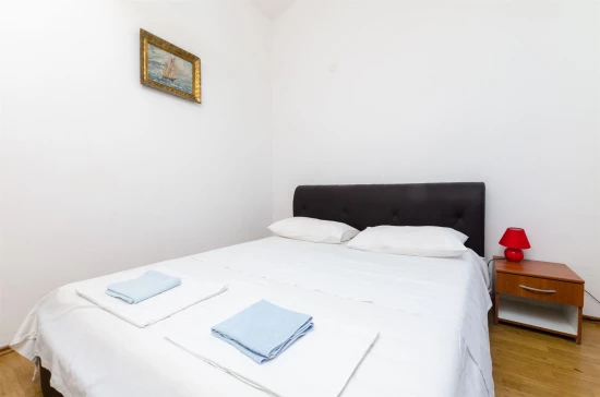 Domek Ostrov Šolta - Rogač OS 9350 N1