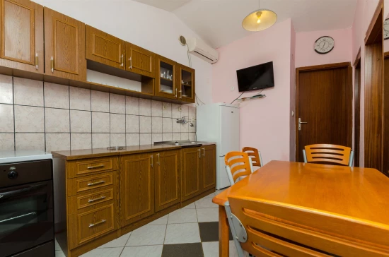 Domek Ostrov Šolta - Rogač OS 9350 N1