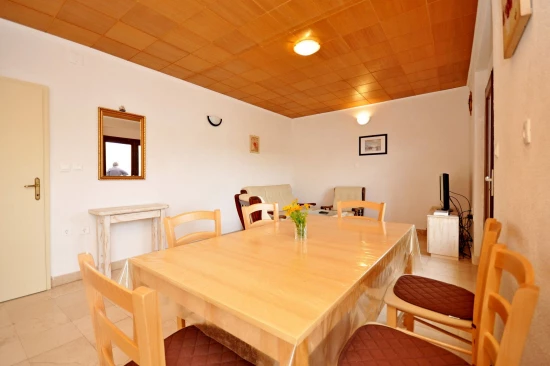 Apartmán Střední Dalmácie - Okrug Donji DA 7266 N1