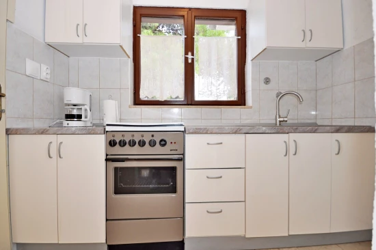 Apartmán Střední Dalmácie - Okrug Donji DA 7266 N1
