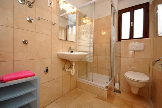 Apartmán Střední Dalmácie - Okrug Donji DA 7266 N1