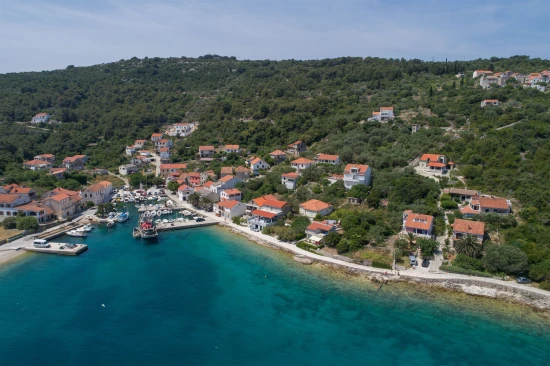 Vila Ostrov Iž - Mali Iž OS 9357 N1