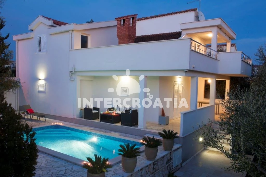 Vila Střední Dalmácie - Okrug Gornji DA 7270 N1