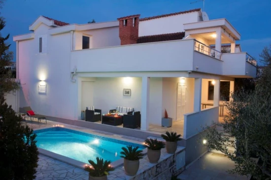 Vila Střední Dalmácie - Okrug Gornji DA 7270 N1