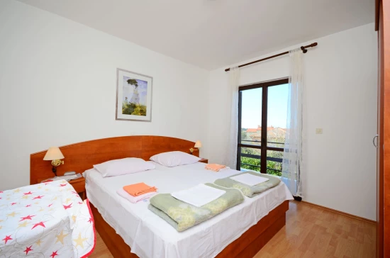Apartmánový pokoj Ostrov Rab - Banjol OS 9387 N1