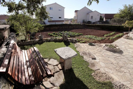 Apartmán Střední Dalmácie - Okrug Gornji DA 7272 N1