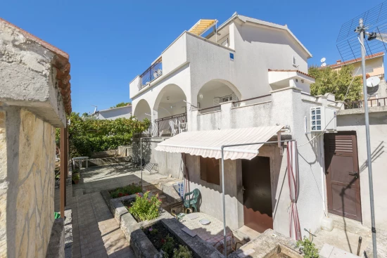 Apartmán Střední Dalmácie - Okrug Gornji DA 7282 N2