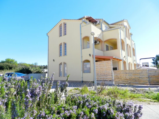 Apartmán Severní Dalmácie - Tribunj (Vodice) DA 7353 N1