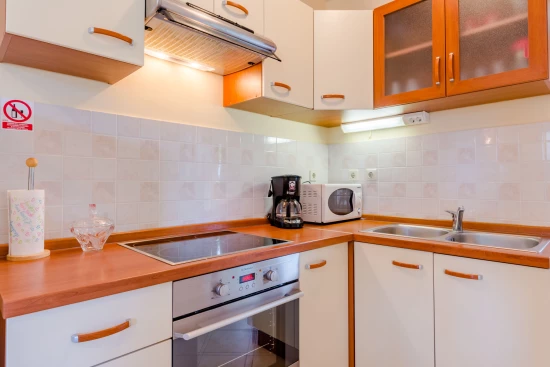 Domek Střední Dalmácie - Vinišće DA 7359 N1