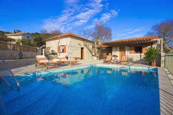 Vila Střední Dalmácie - Vinišće DA 7375 N1