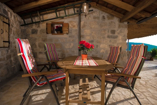 Vila Střední Dalmácie - Vinišće DA 7375 N1