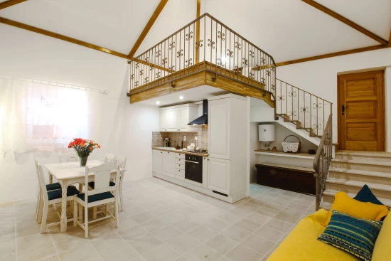 Vila Střední Dalmácie - Vinišće DA 7375 N1