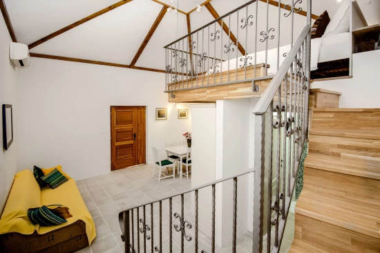 Vila Střední Dalmácie - Vinišće DA 7375 N1