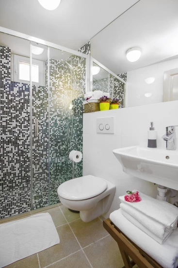 Vila Střední Dalmácie - Vinišće DA 7375 N1