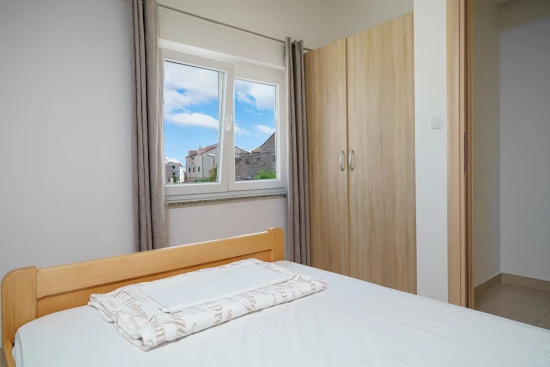 Apartmán Severní Dalmácie - Tribunj (Vodice) DA 7381 N1