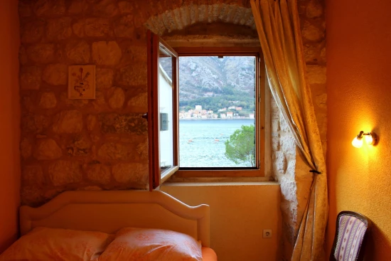 Apartmán Černá Hora - Dobrota CH 7018 N1