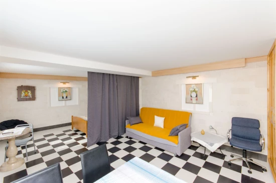 Apartmán Střední Dalmácie - Okrug Gornji DA 7403 N1