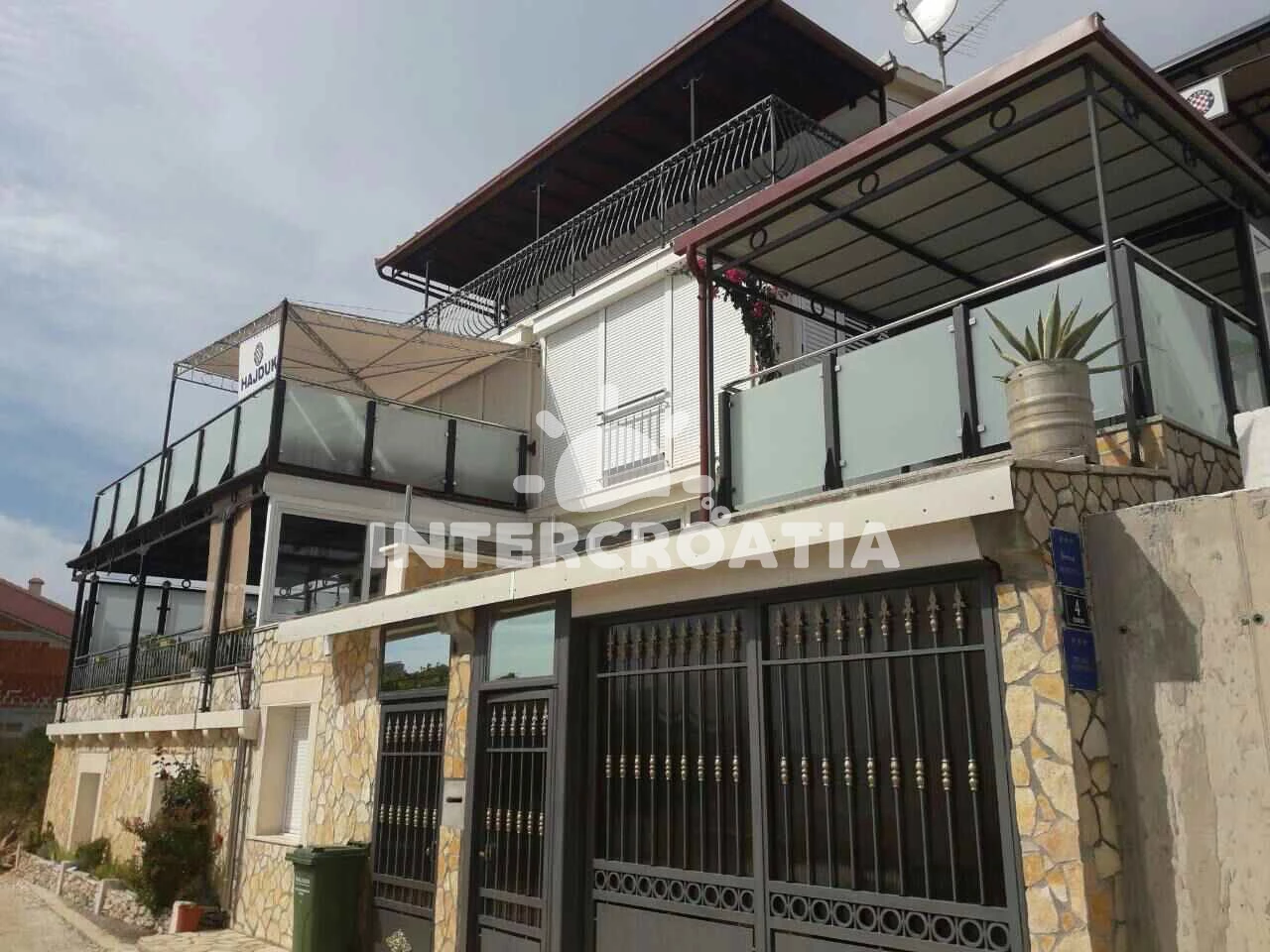 Apartmán Střední Dalmácie - Okrug Gornji DA 7403 N2