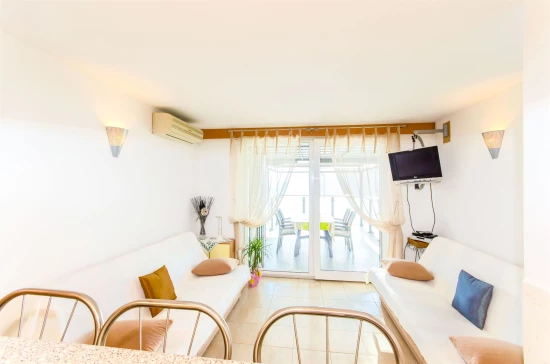 Apartmán Střední Dalmácie - Okrug Gornji DA 7403 N2