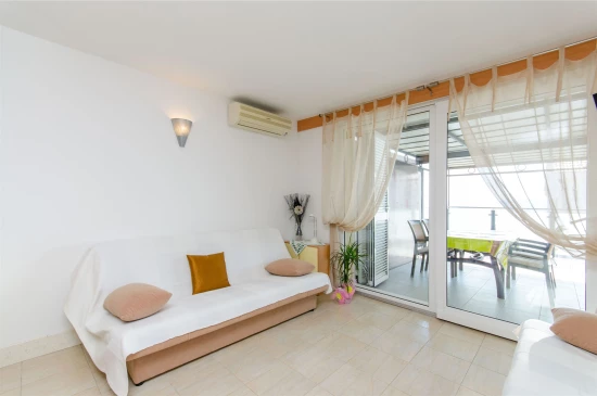 Apartmán Střední Dalmácie - Okrug Gornji DA 7403 N2