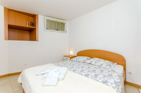 Apartmán Střední Dalmácie - Okrug Gornji DA 7403 N2