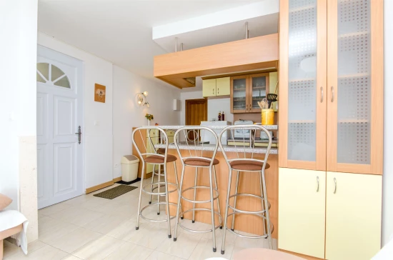 Apartmán Střední Dalmácie - Okrug Gornji DA 7403 N2