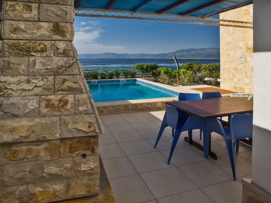 Vila Ostrov Brač - Supetar OS 9498 N1