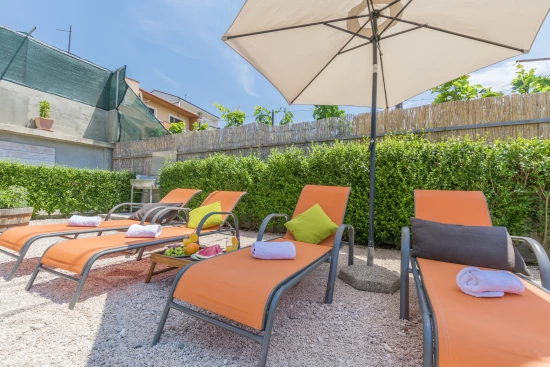 Domek Střední Dalmácie - Srinjine (Split) DA 7411 N1