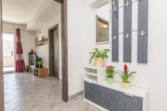 Domek Střední Dalmácie - Srinjine (Split) DA 7411 N1