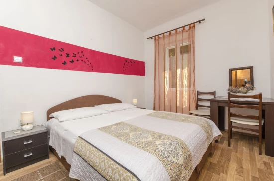 Apartmán Ostrov Hvar - Jelsa OS 9502 N1