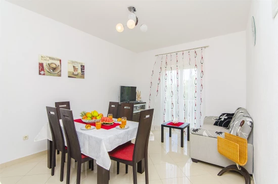 Apartmán Severní Dalmácie - Rogoznica DA 7412 N1