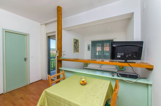 Apartmán Ostrov Hvar - Jelsa OS 9519 N2