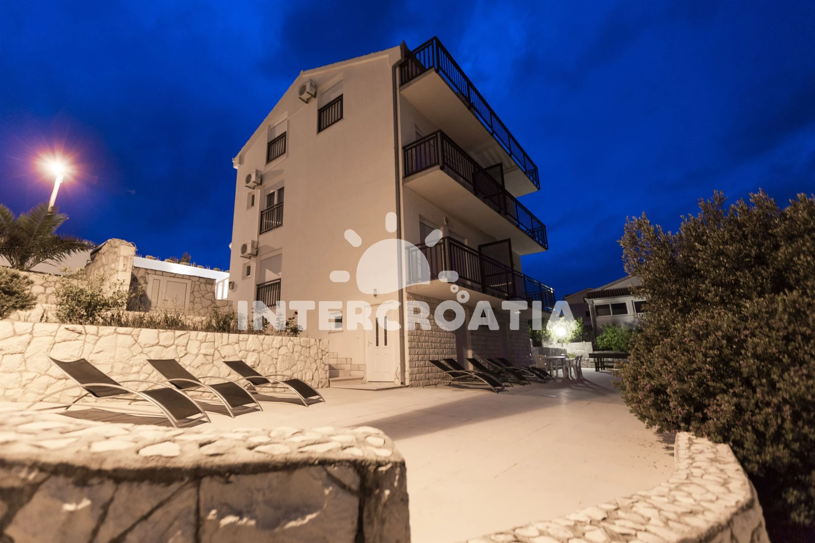 Apartmán Střední Dalmácie - Okrug Donji DA 7432 N2