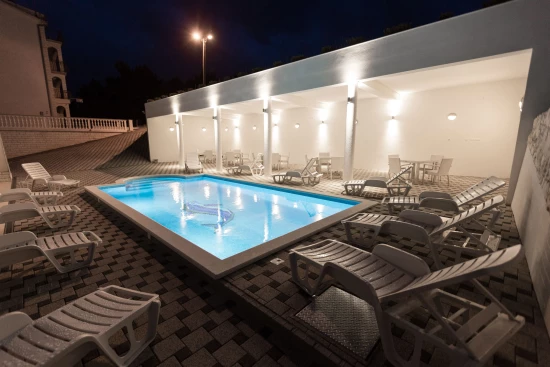 Apartmán Střední Dalmácie - Okrug Donji DA 7432 N6