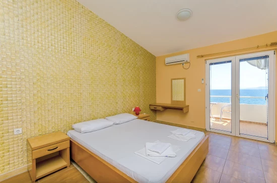 Apartmán Střední Dalmácie - Okrug Gornji DA 7436 N5