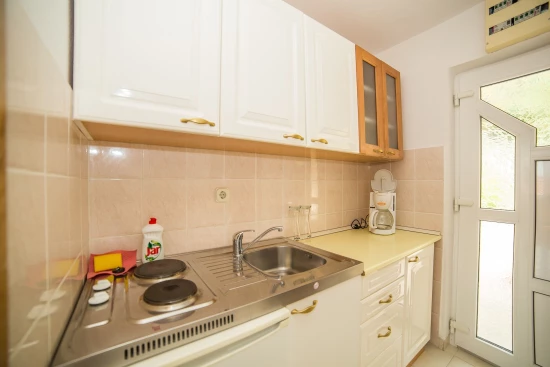 Apartmán Střední Dalmácie - Okrug Gornji DA 7436 N8