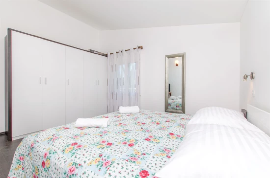 Apartmán Střední Dalmácie - Staniči DA 7445 N2