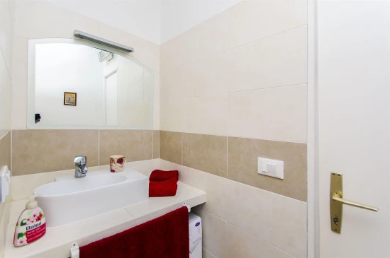 Apartmán Střední Dalmácie - Okrug Gornji DA 7506 N2