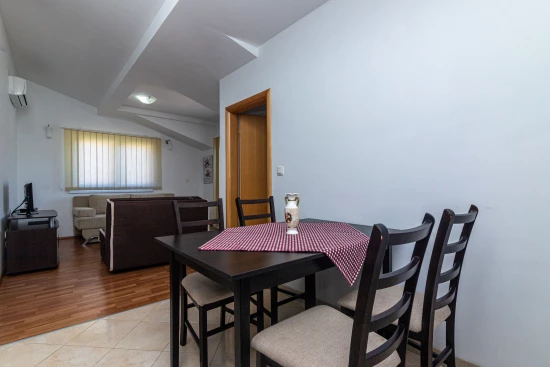 Apartmán Střední Dalmácie - Arbanija (Čiovo) DA 7507 N8