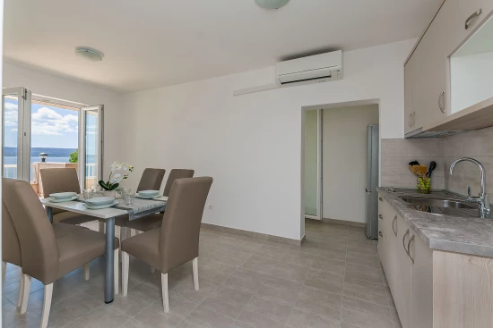 Apartmán Střední Dalmácie - Pisak DA 7508 N3