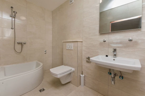 Apartmán Střední Dalmácie - Pisak DA 7508 N3