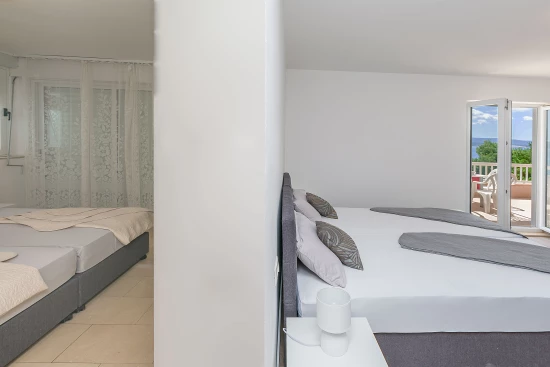 Apartmán Střední Dalmácie - Pisak DA 7508 N3