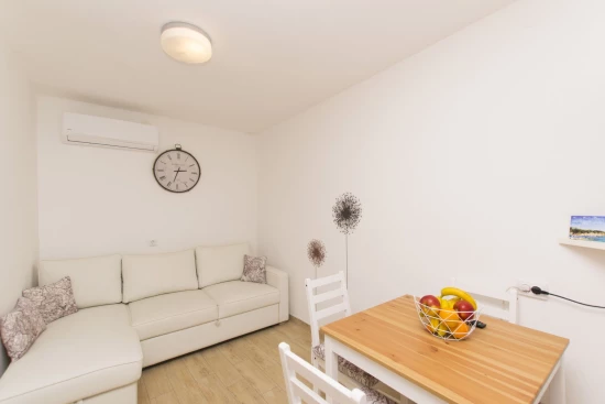 Domek Severní Dalmácie - Starigrad Paklenica DA 7517 N1