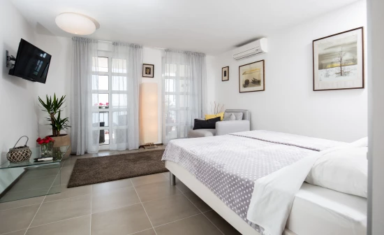 Vila Střední Dalmácie - Seget Vranjica DA 7519 N1