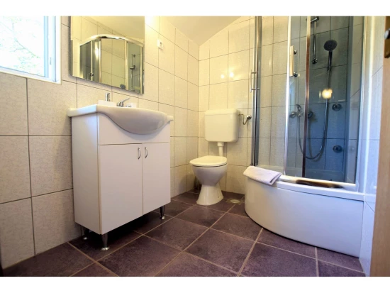 Apartmán Severní Dalmácie - Starigrad Paklenica DA 7522 N2