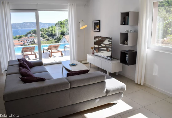 Vila Ostrov Iž - Mali Iž OS 9611 N1